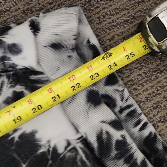 Civil Regime Marble Embroidered Rose Stripe Sleeve Hoodie Size Small - Picture 10 of 16